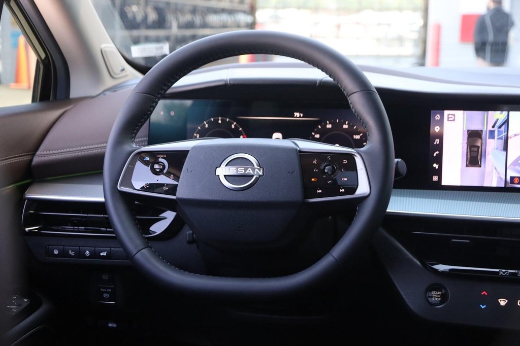 Nissan Murano Vehicle Image 26