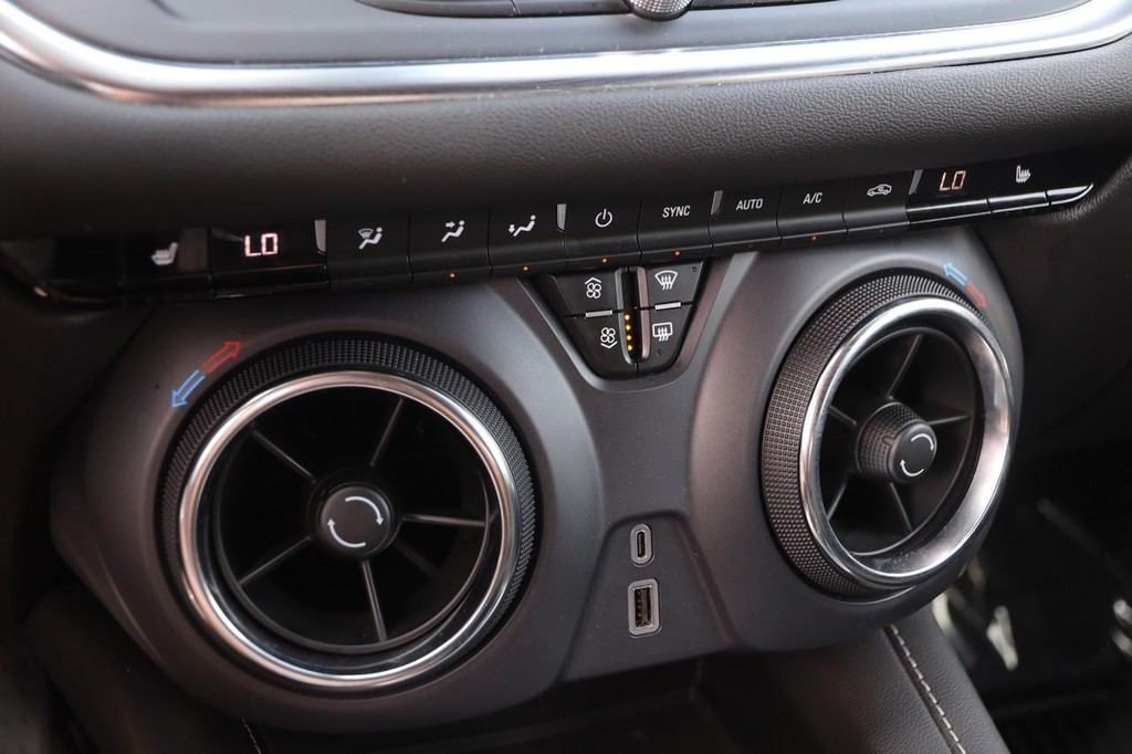 Chevrolet Blazer Vehicle Image 17