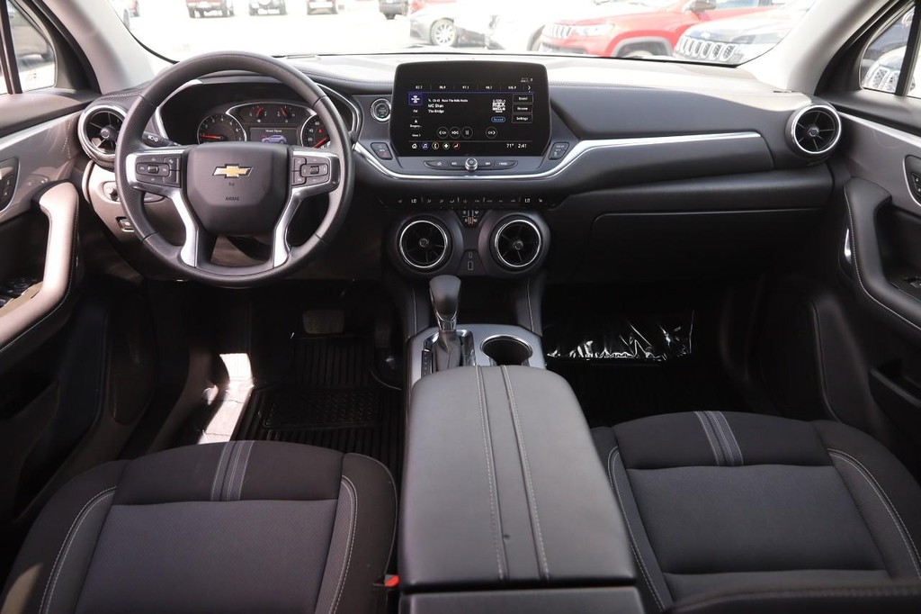 Chevrolet Blazer Vehicle Image 20