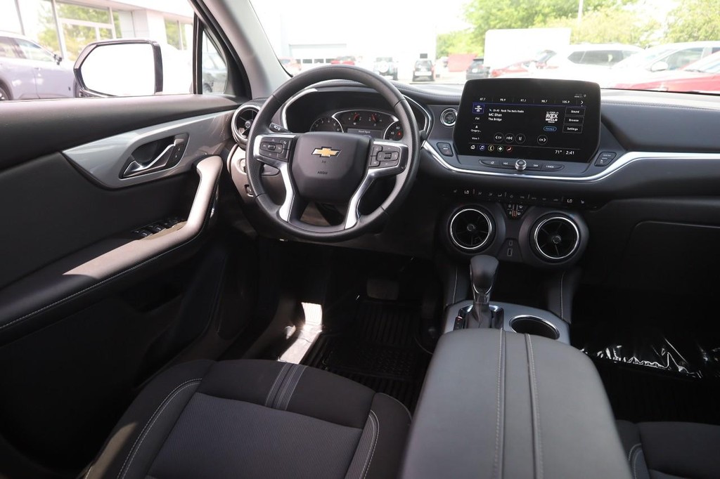 Chevrolet Blazer Vehicle Image 21