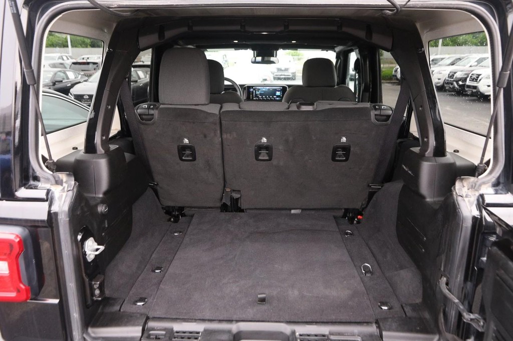 Jeep Wrangler Vehicle Image 07