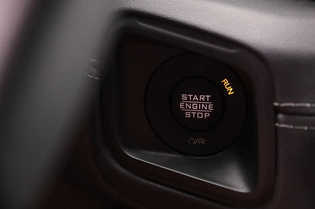 Jeep Wrangler Vehicle Image 14