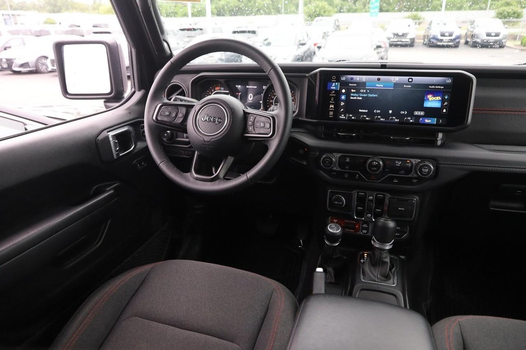 Jeep Wrangler Vehicle Image 23