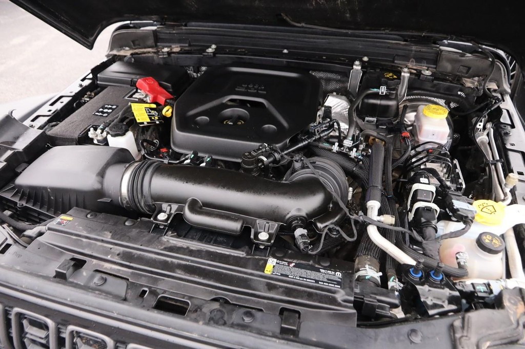 Jeep Wrangler Vehicle Image 28