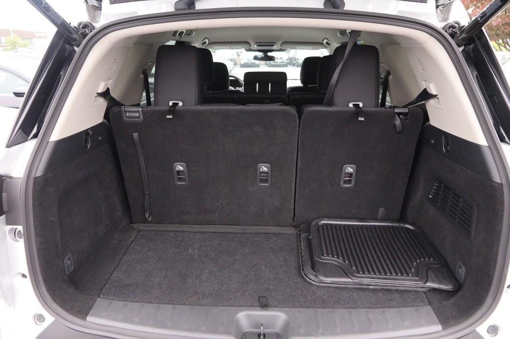 Nissan Pathfinder Vehicle Image 07