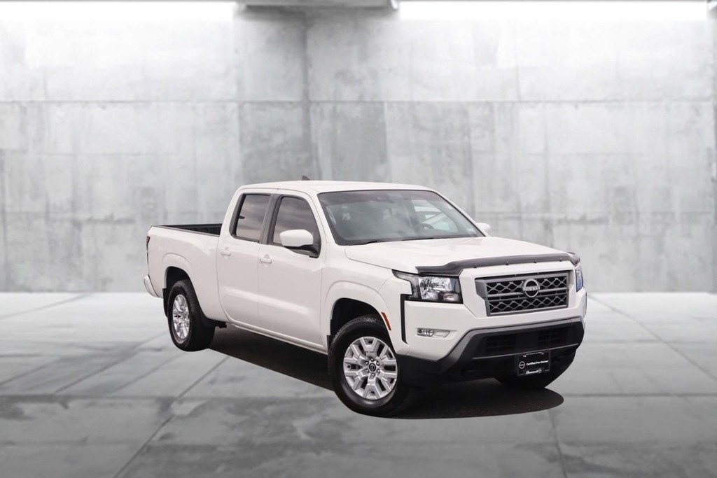Nissan Frontier Vehicle Image 02