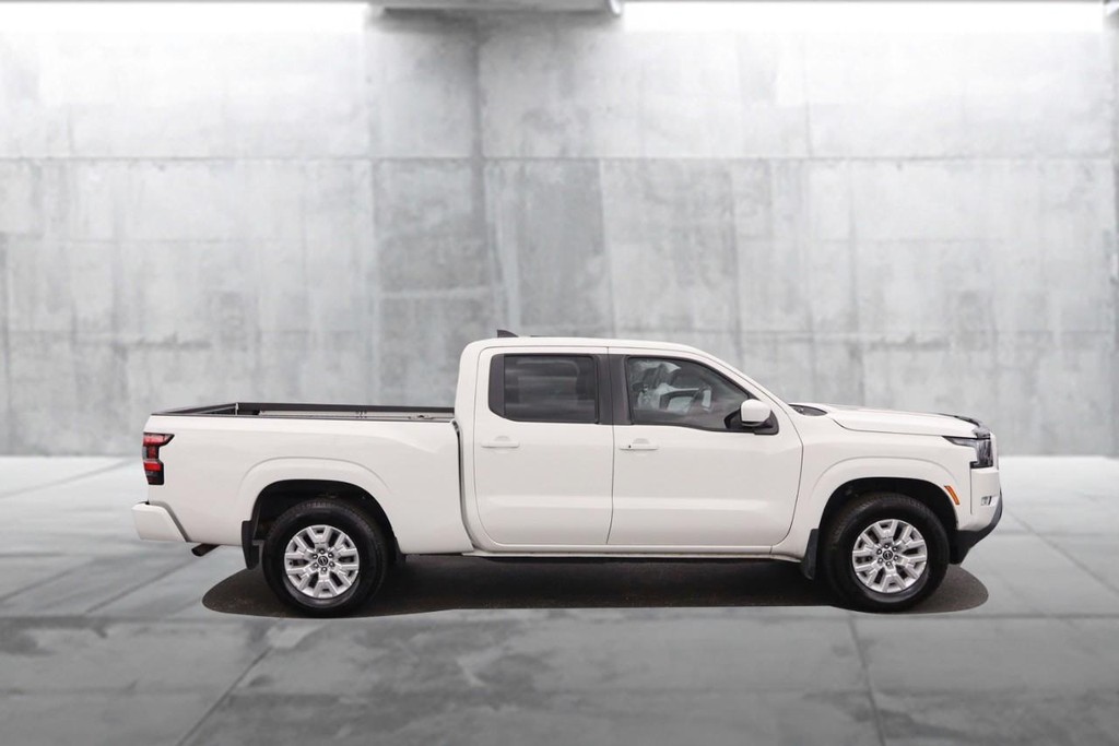 Nissan Frontier Vehicle Image 05
