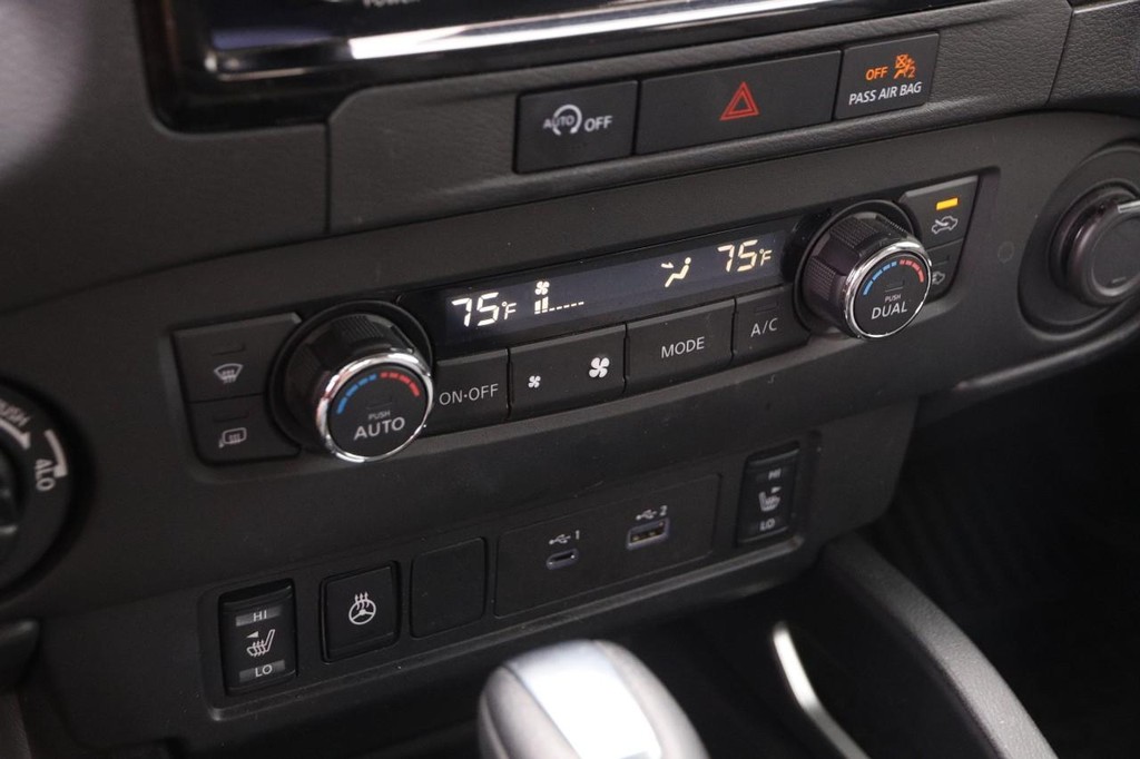 Nissan Frontier Vehicle Image 18
