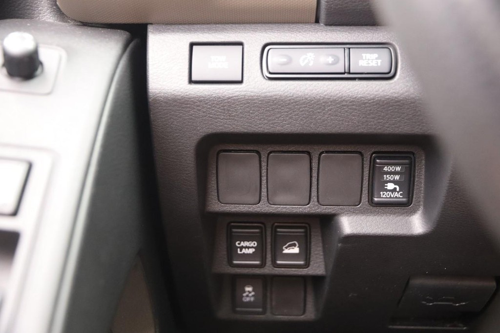 Nissan Frontier Vehicle Image 20