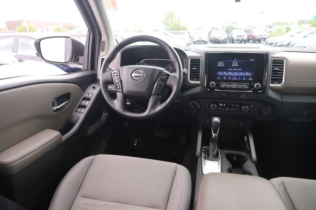 Nissan Frontier Vehicle Image 22