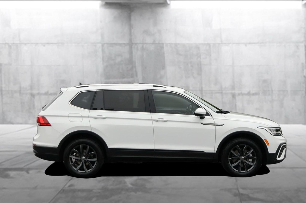 Volkswagen Tiguan Vehicle Image 05