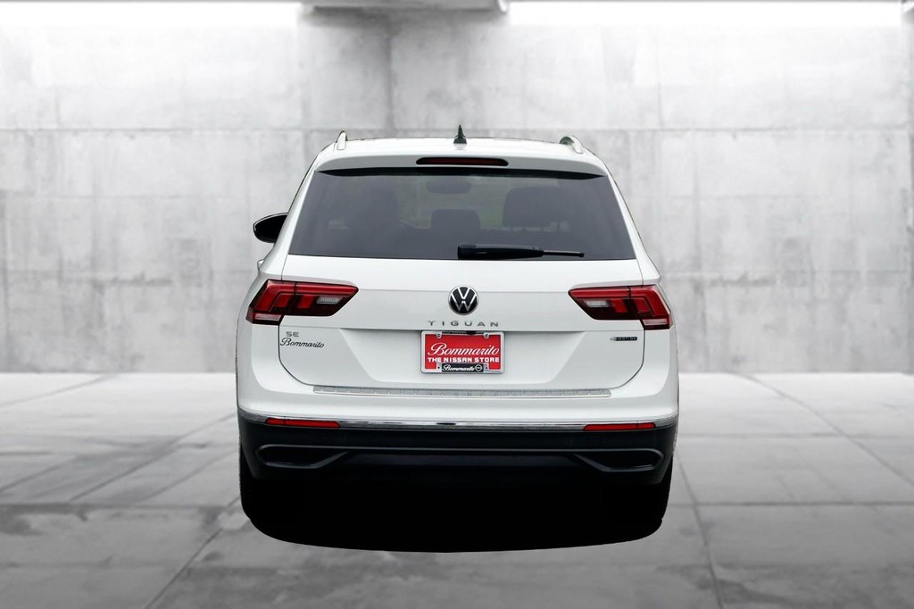 Volkswagen Tiguan Vehicle Image 06
