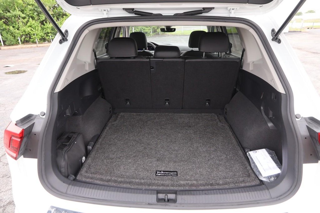 Volkswagen Tiguan Vehicle Image 07