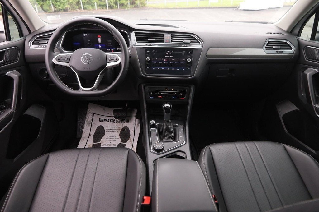 Volkswagen Tiguan Vehicle Image 22