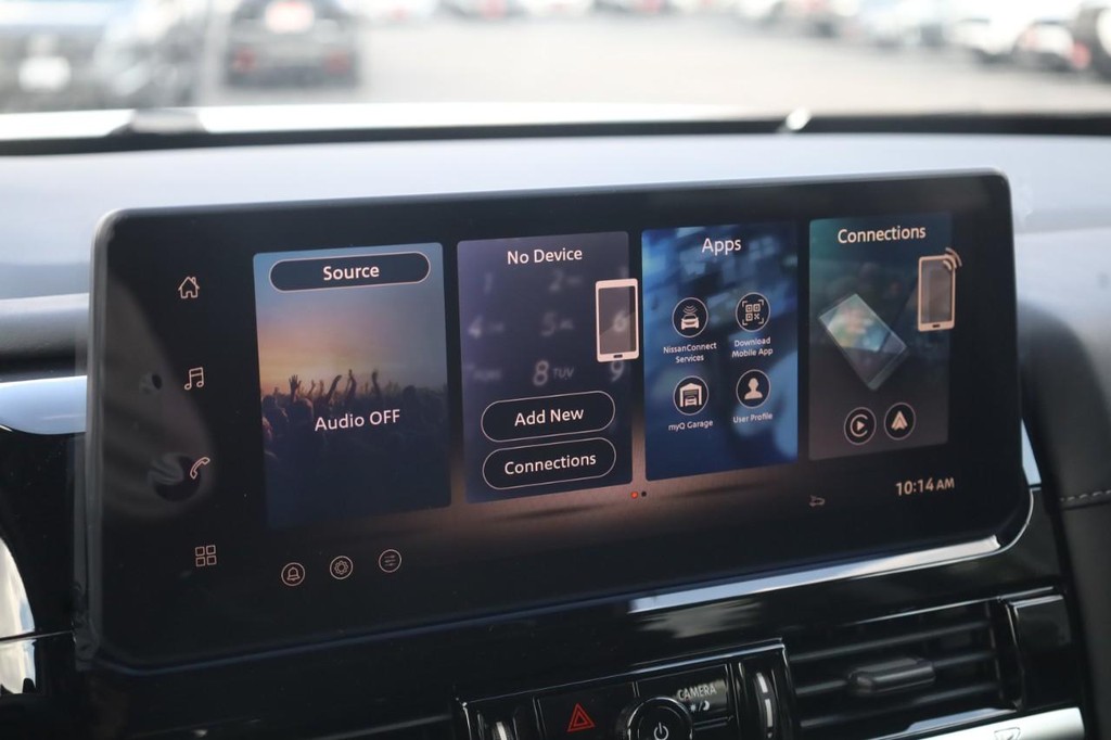 Nissan Pathfinder Vehicle Image 14