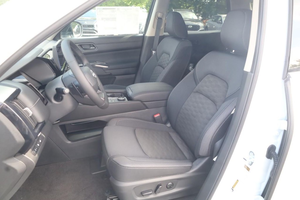 Nissan Pathfinder Vehicle Image 20