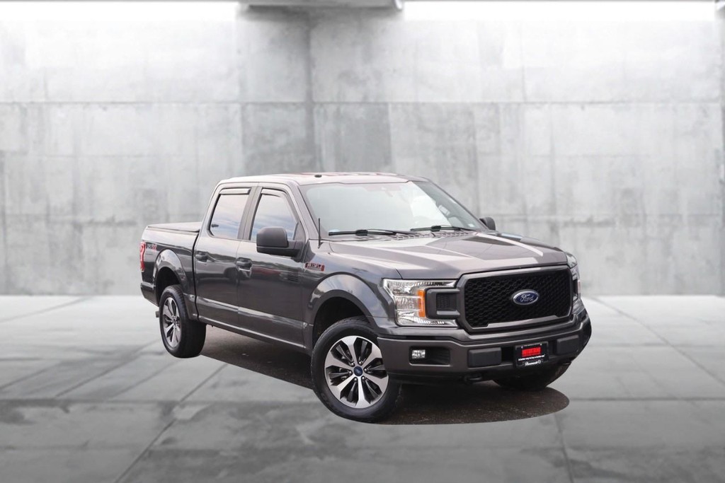 Ford F-150 Vehicle Full-screen Gallery Image 02