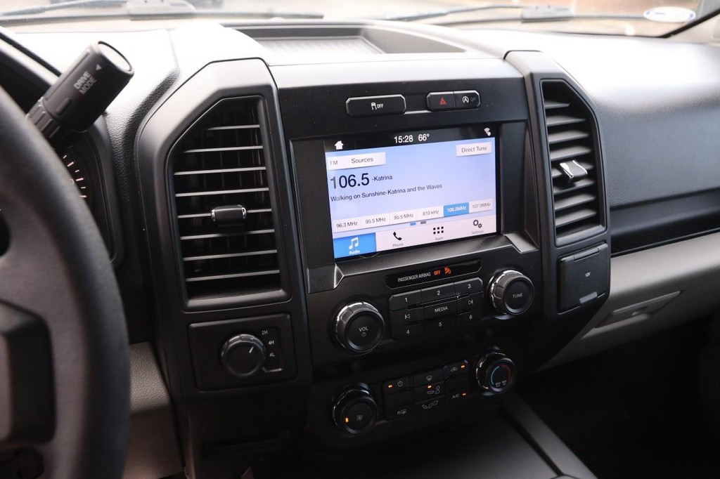 Ford F-150 Vehicle Full-screen Gallery Image 13