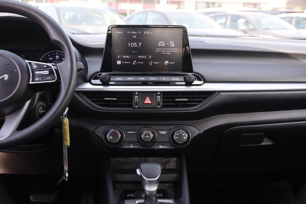 Kia Forte Vehicle Image 22
