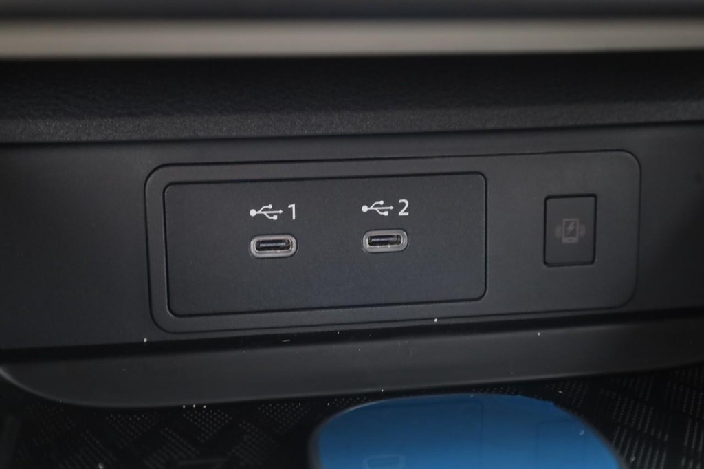Nissan Murano Vehicle Image 18