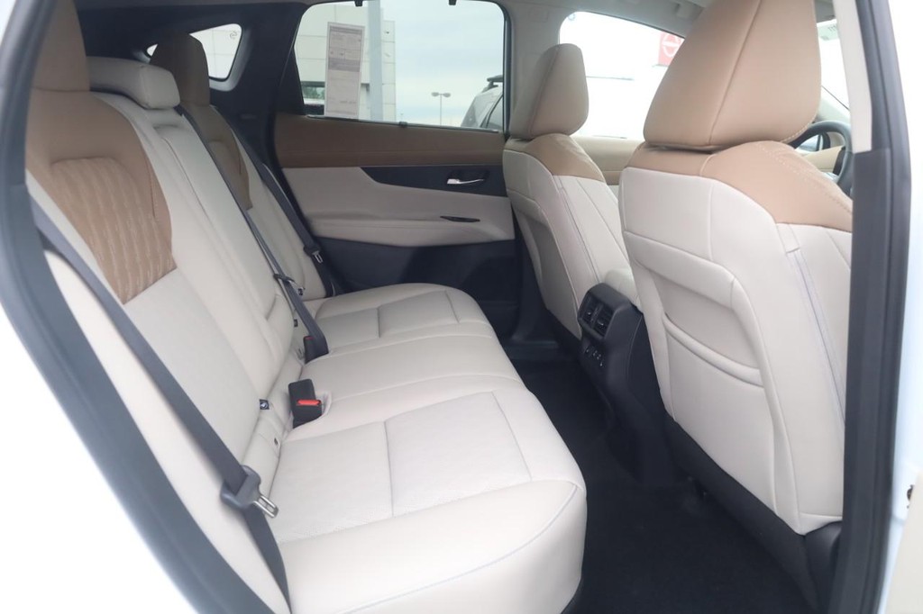 Nissan Murano Vehicle Image 23