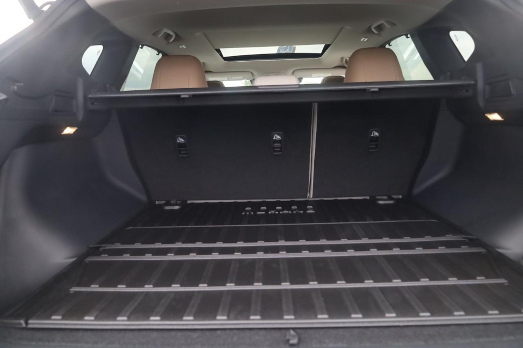 Nissan Murano Vehicle Image 25