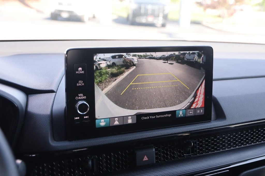 Honda CR-V Hybrid Vehicle Image 18