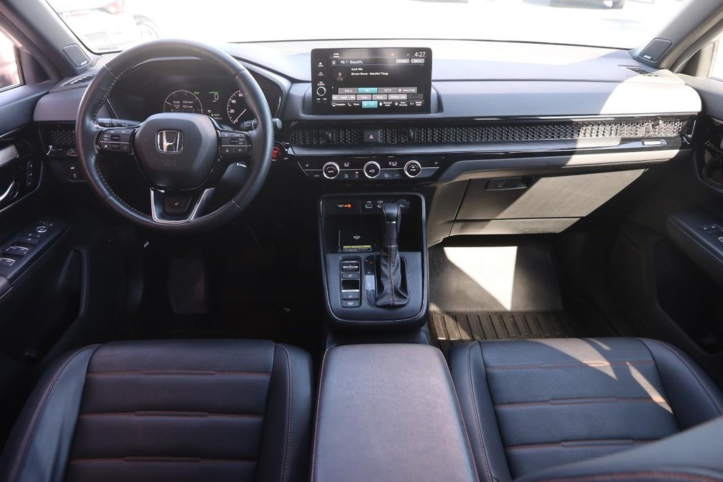 Honda CR-V Hybrid Vehicle Image 24