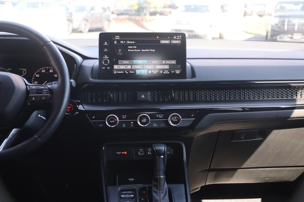 Honda CR-V Hybrid Vehicle Image 26