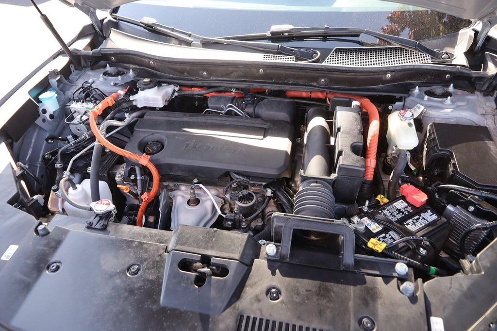 Honda CR-V Hybrid Vehicle Image 29