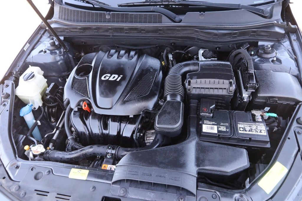 Kia Optima Vehicle Image 25