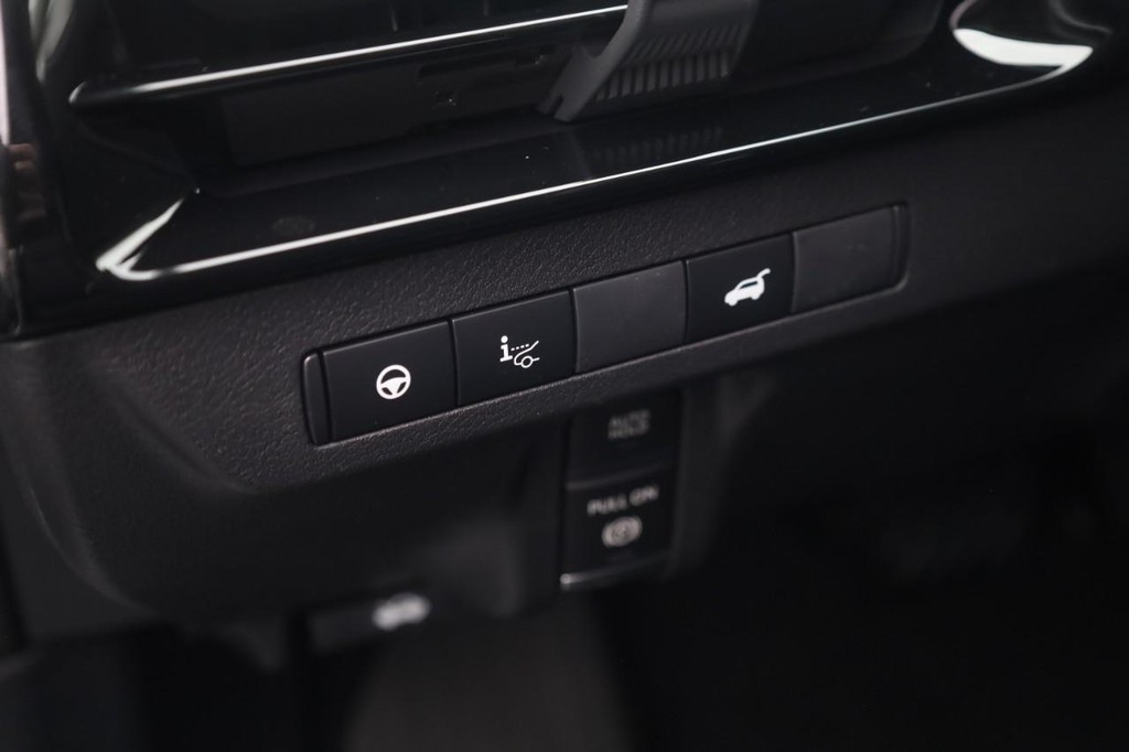 Nissan Murano Vehicle Full-screen Gallery Image 13