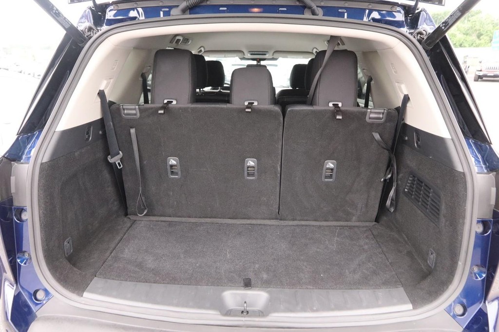 Nissan Pathfinder Vehicle Image 07