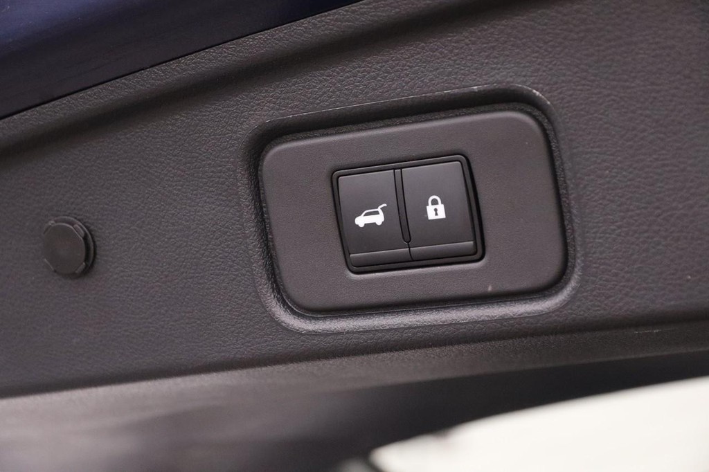 Nissan Pathfinder Vehicle Image 08