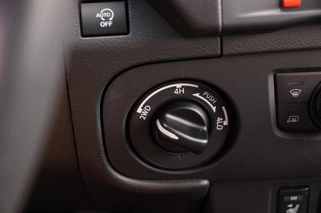 Nissan Frontier Vehicle Image 20