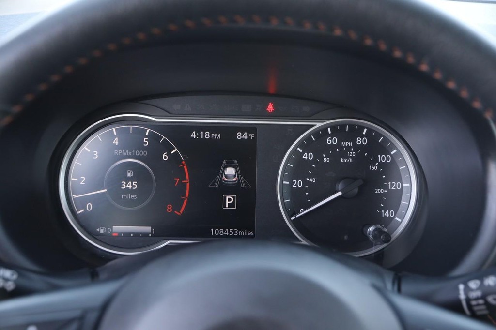 Nissan Kicks Vehicle Image 14