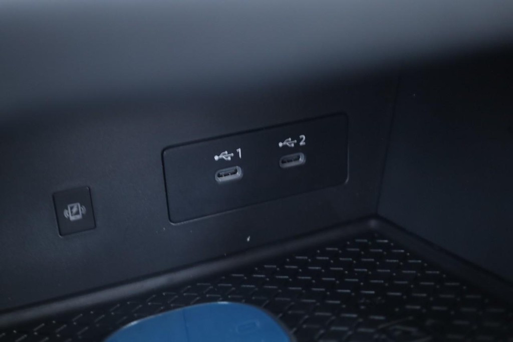 Nissan Pathfinder Vehicle Image 18