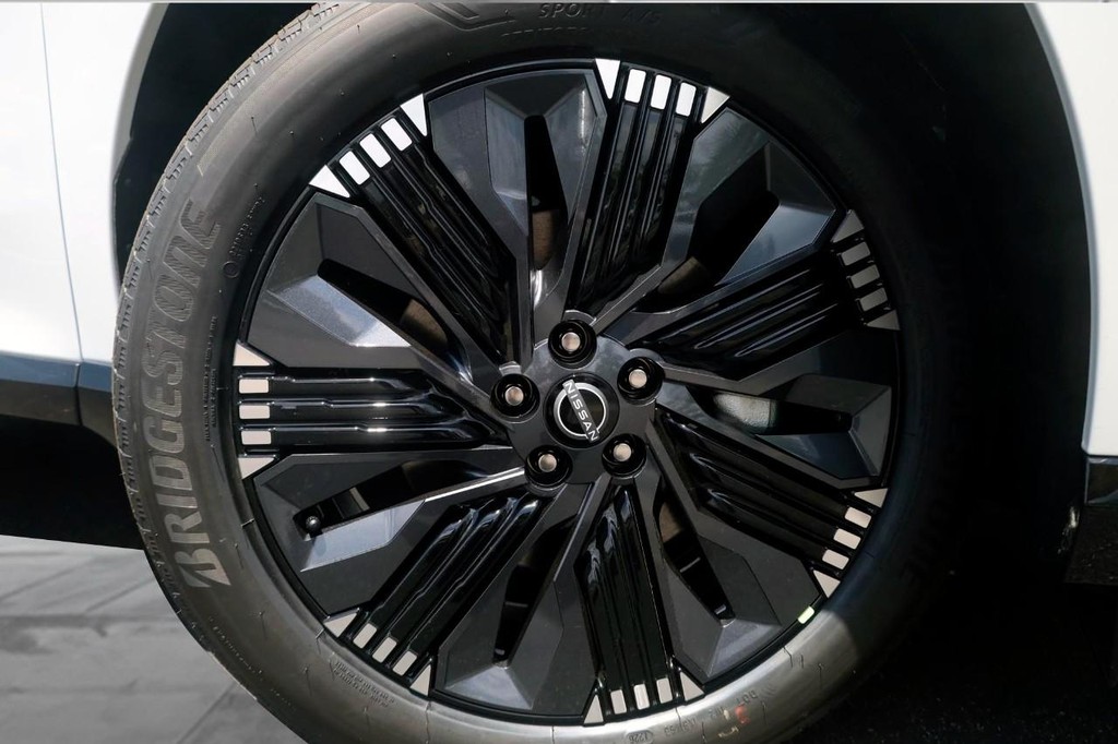 Nissan Murano Vehicle Image 03