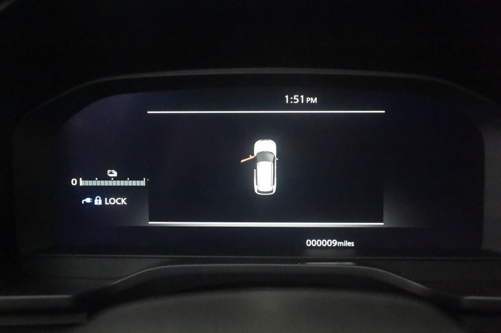 Nissan Rogue Plug-In Hybrid Vehicle Image 13