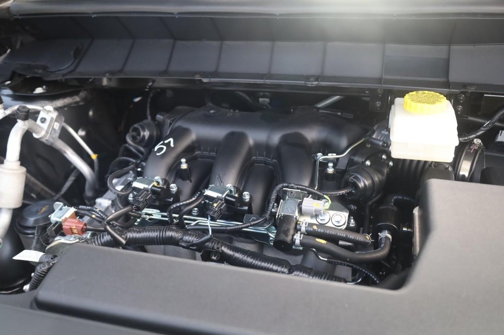 Nissan Pathfinder Vehicle Image 27
