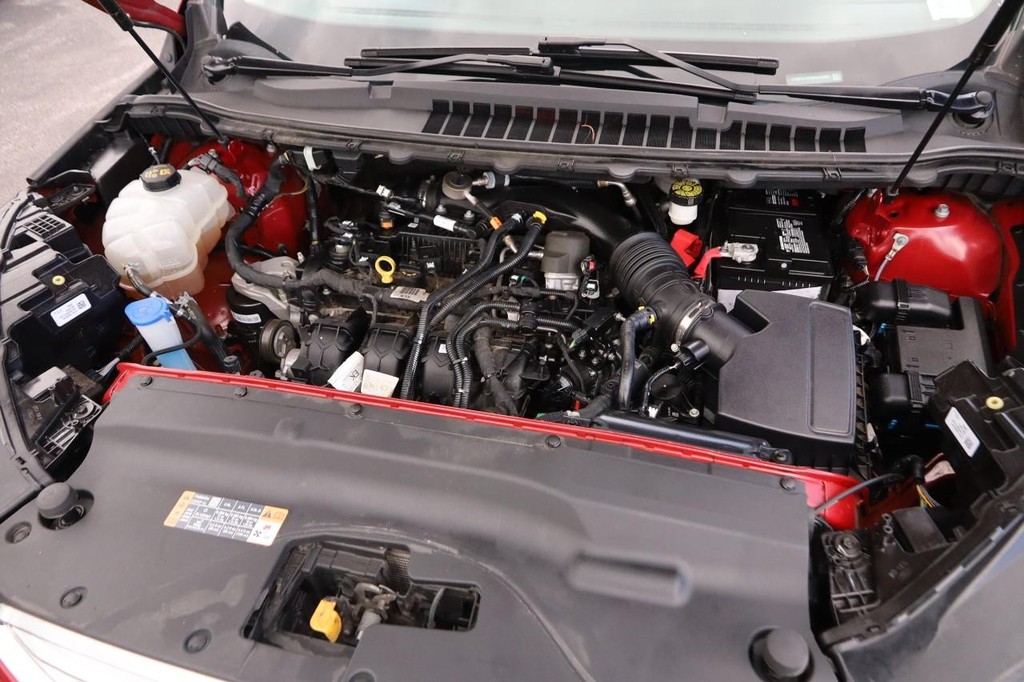Ford Edge Vehicle Full-screen Gallery Image 28