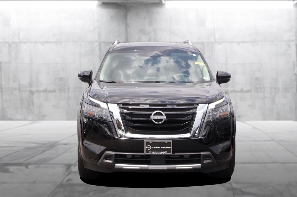 Nissan Pathfinder Vehicle Image 04