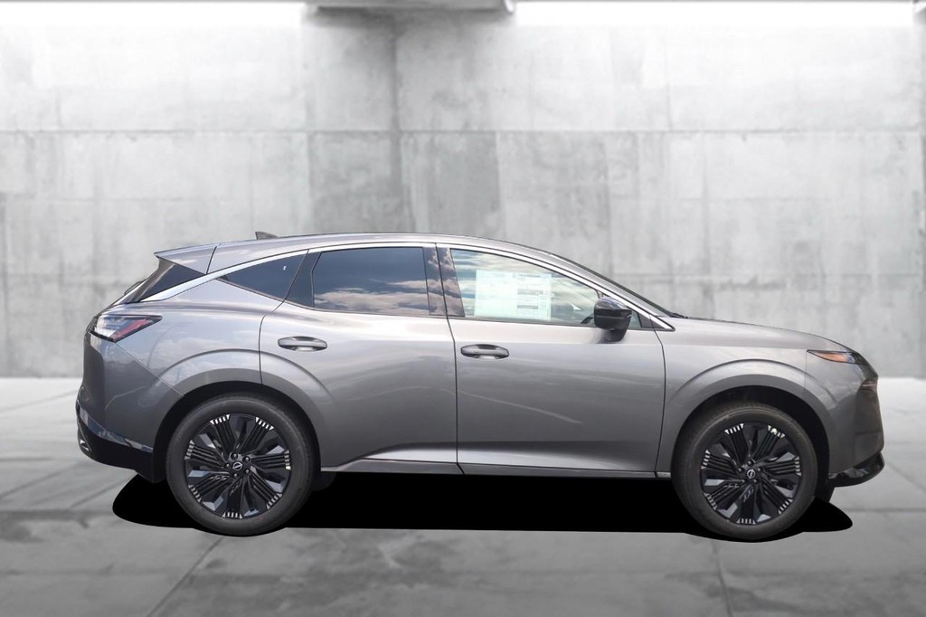 Nissan Murano Vehicle Image 05