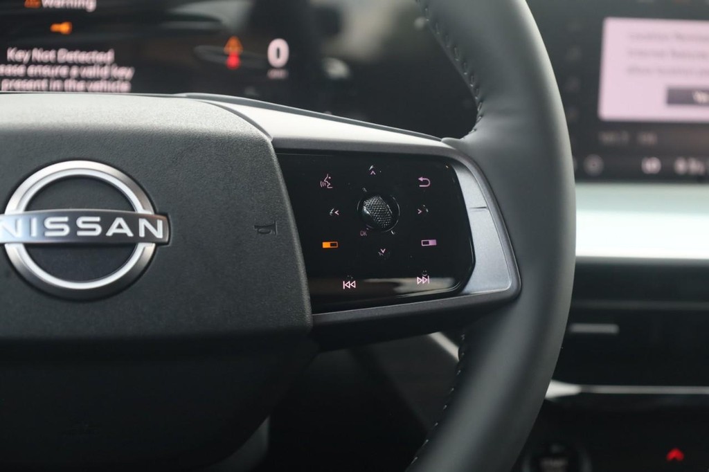Nissan Murano Vehicle Image 09