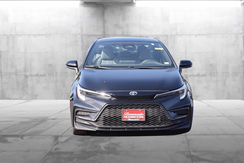 Toyota Corolla Vehicle Image 04