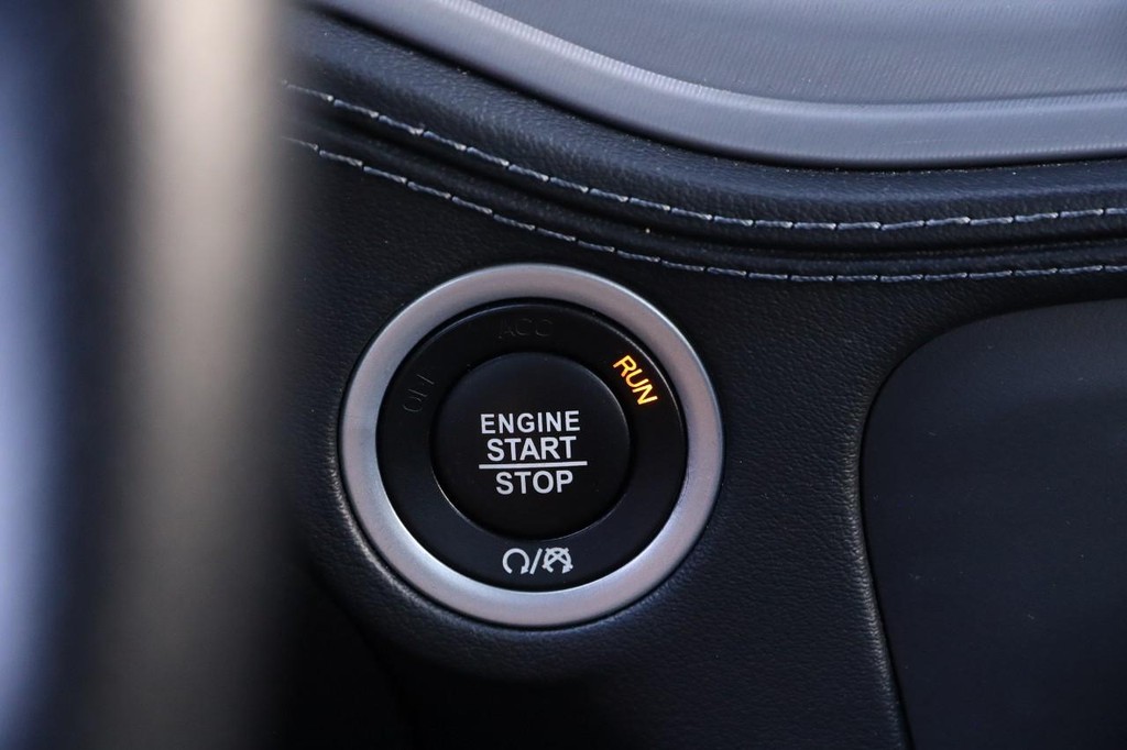 Dodge Charger Vehicle Image 14