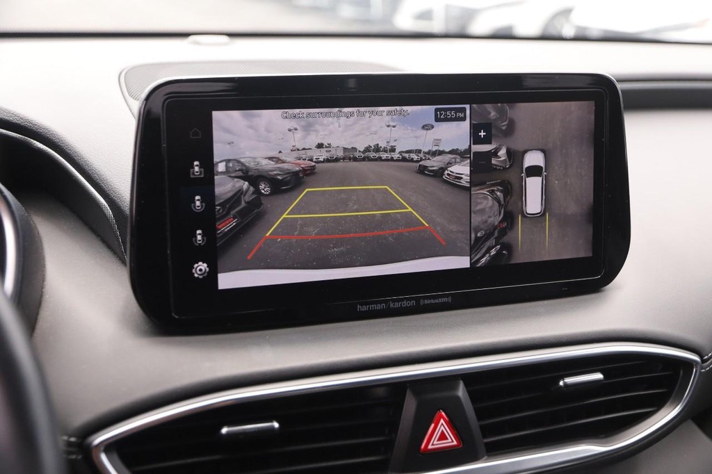 Hyundai Santa Fe Vehicle Full-screen Gallery Image 18