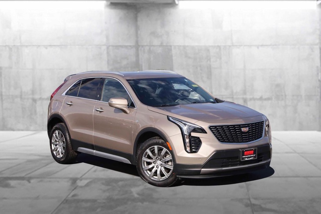 Cadillac XT4 Vehicle Image 02