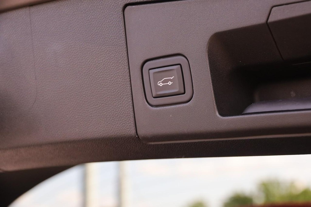 Cadillac XT4 Vehicle Image 08