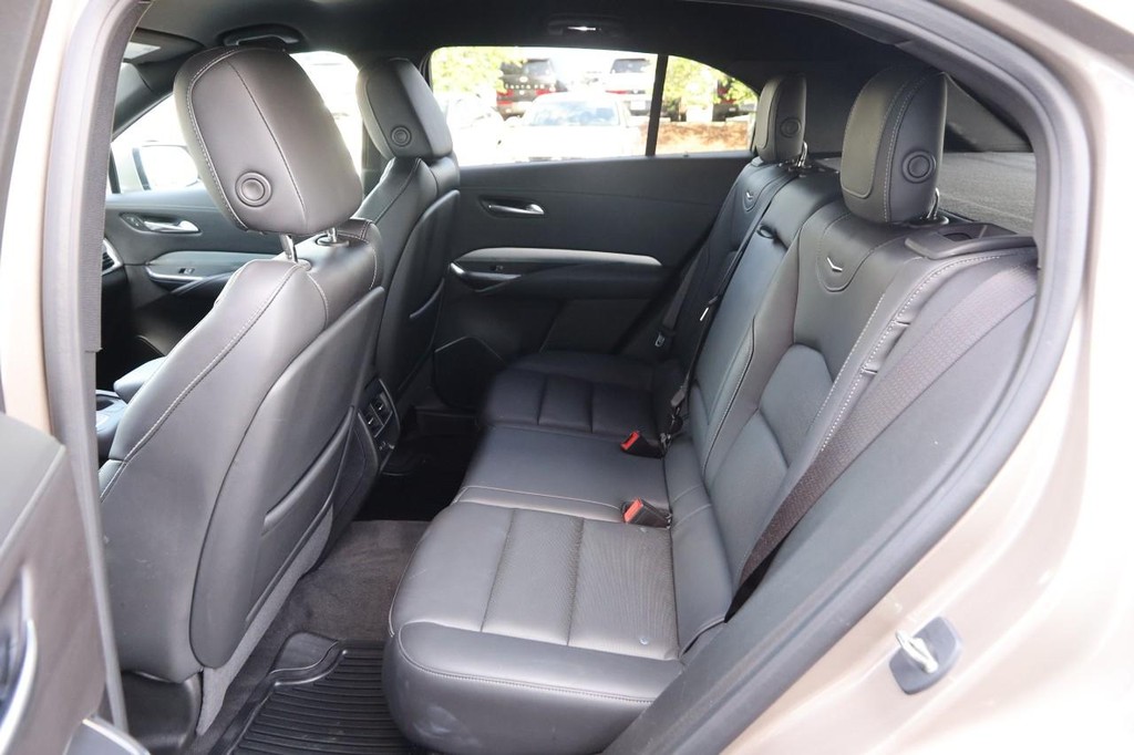 Cadillac XT4 Vehicle Image 10